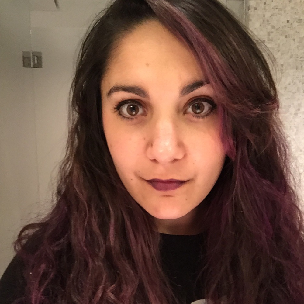 Meet your Posher, Carly